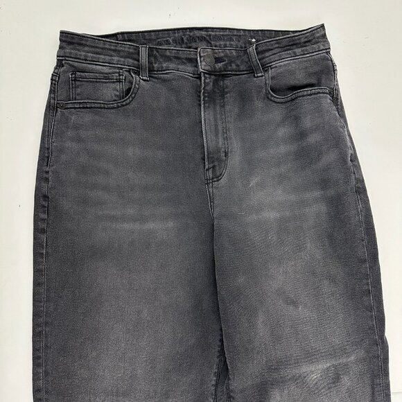 AE - American Eagle - gray - Mom Jeans - Picture 2 of 5